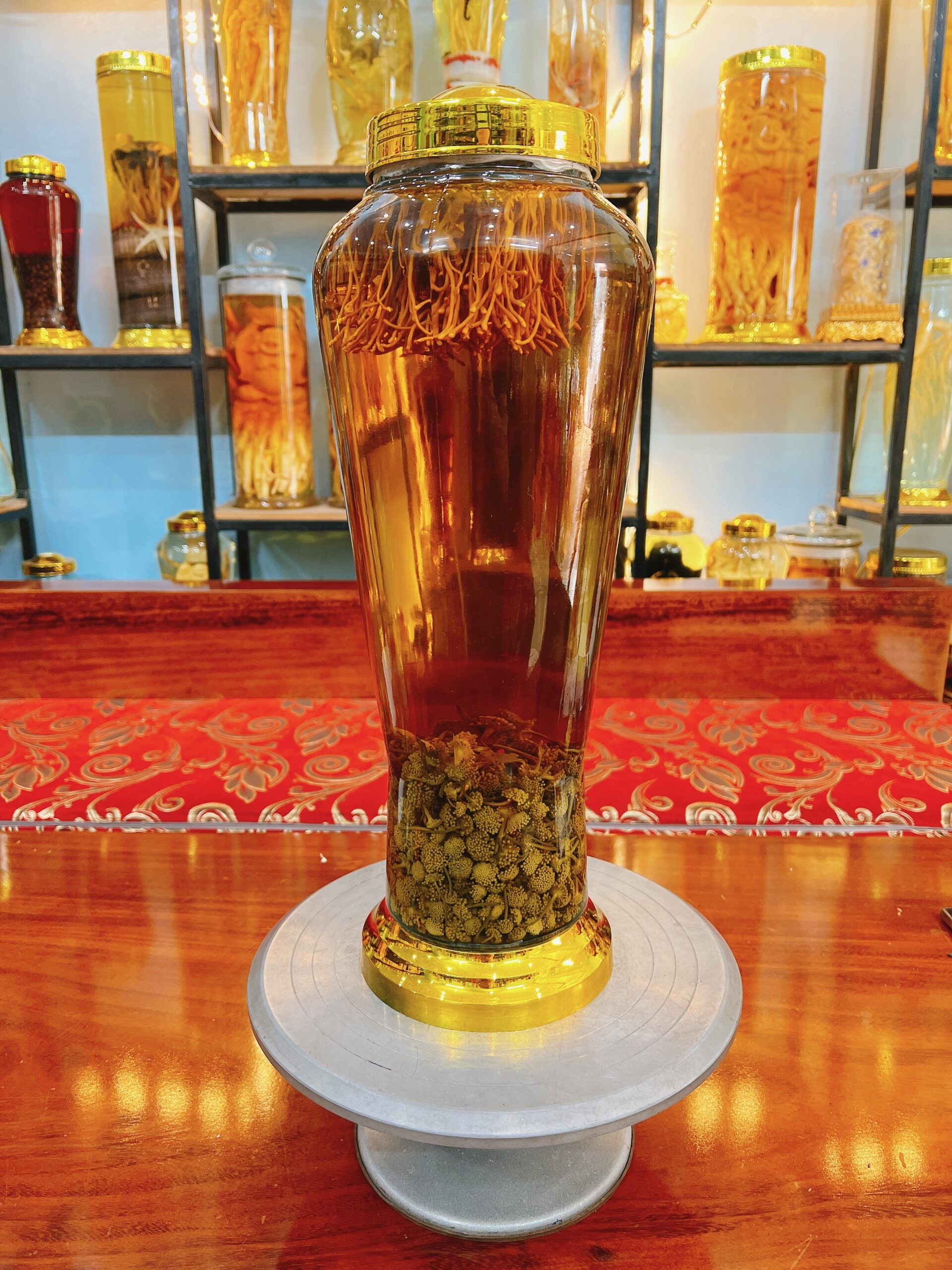 ruou ngam nu hoa tam that